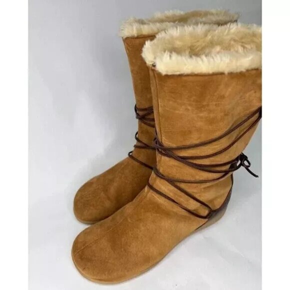 NWT SANTANA Canada Womens 6M Mid Calf Chestnut Brown Suede Boots Lace Waterproof - Picture 3 of 11
